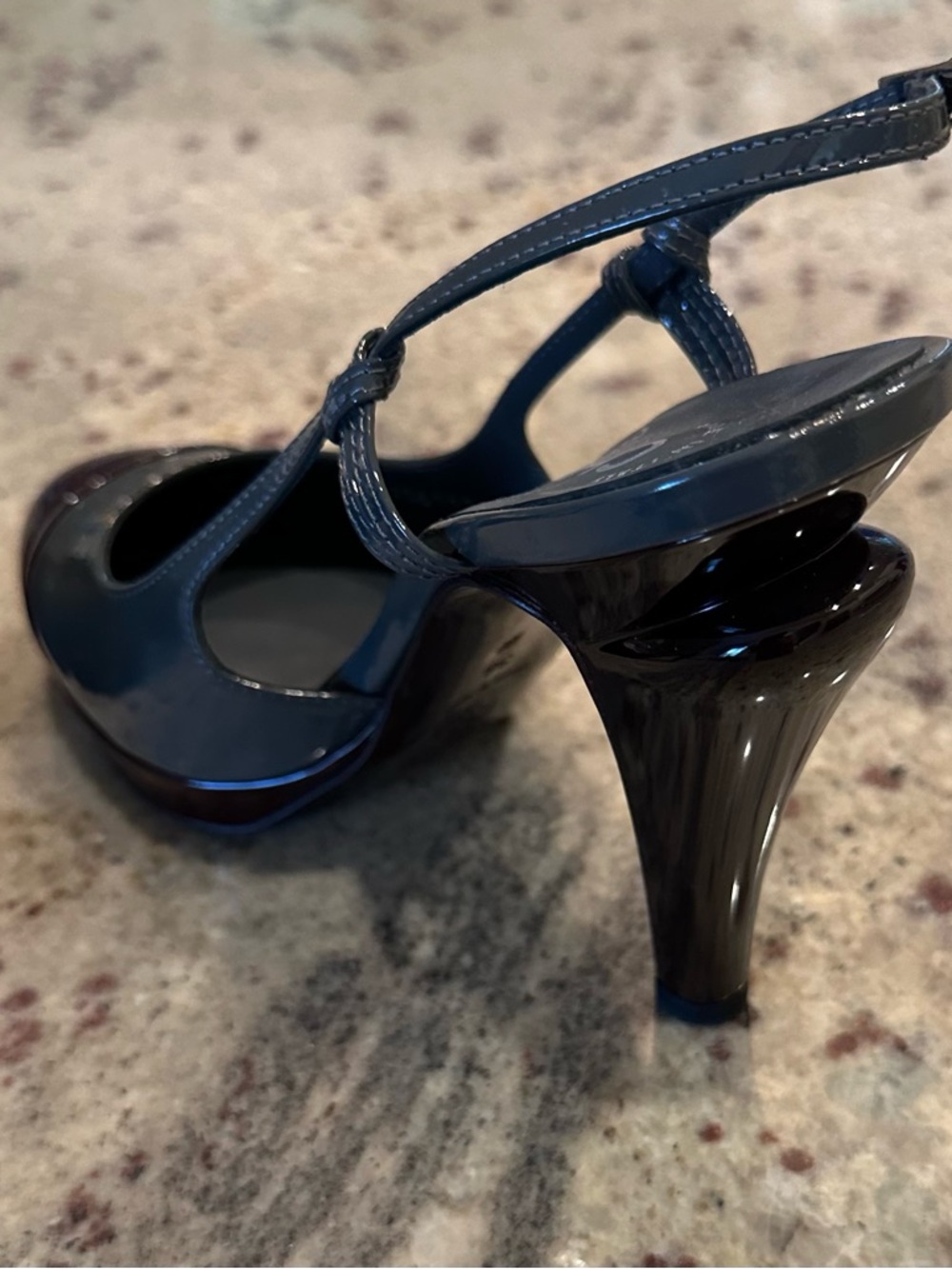 CHANEL Two-Tone Patent Leather Slingback Heels in Gray and Burgundy - Picture 6 of 9